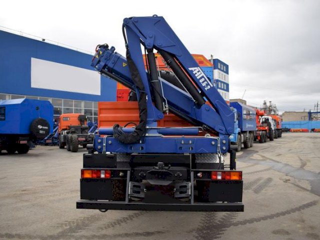 Фото №5: Передвижная мастерская Урал 4320-1912-60Е5 с КМУ АНТ 8.5-2 (023, генератор EG-202)