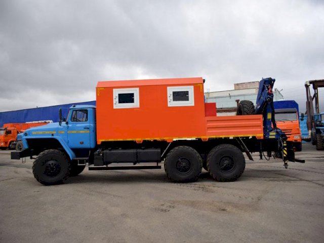 Фото №3: Передвижная мастерская Урал 4320-1912-60Е5 с КМУ АНТ 8.5-2 (023, генератор EG-202)