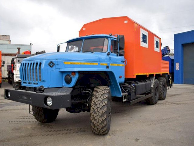 Фото №2: Передвижная мастерская Урал 4320-1912-60Е5 с КМУ АНТ 8.5-2 (023, генератор EG-202)