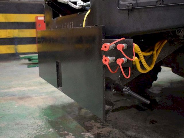 Фото №20: Передвижная мастерская Урал-NEXT 4320-6951-74Е5 с КМУ HIAB XS 099