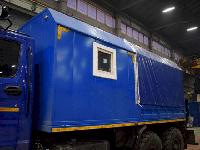 Фото №3: Передвижная мастерская Урал-NEXT 4320-6951-74Е5 с КМУ HIAB XS 099