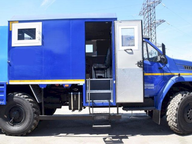 Фото №10: Передвижная мастерская Урал-NEXT 4320-6952-72Е5Г38 с КМУ АНТ 12-2 (015, генератор EG-202)
