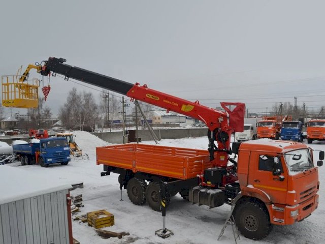 Фото №5: Бортовой КМУ Inman IT 200 с буром и люлькой с ДУ на шасси КАМАЗ 43118-3090-50