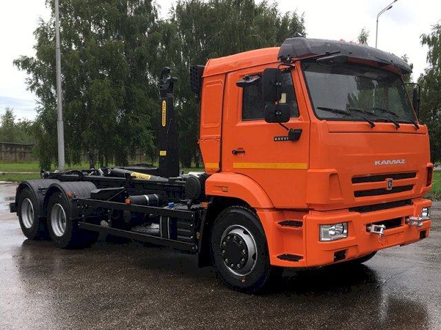 Фото №10: Крюковый погрузчик КАМАЗ 65115-3094-48 с гидроупорами с КМУ Palfinger PH T15