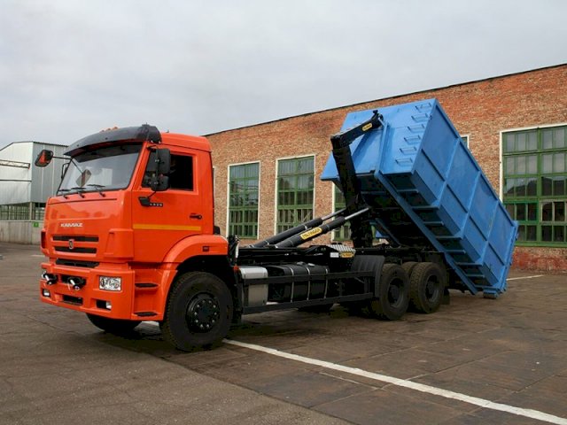 Фото №5: Крюковый погрузчик КАМАЗ 6520-3072-53 с гидроупорами с КМУ Palfinger РН Т20РI.57