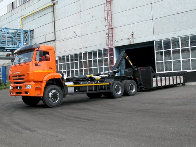 Фото №2: Крюковый погрузчик КАМАЗ 6520-3072-53 с гидроупорами с КМУ Palfinger РН Т20РI.57