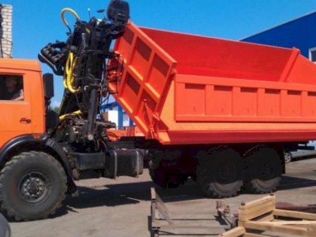 Фото №3: Самосвал КАМАЗ 43118 с КМУ ВЕЛМАШ ОМТЛ 120-02