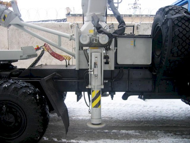 Фото №7: Седельный тягач Урал 4320-1912-60Е5 с КМУ ИФ-300