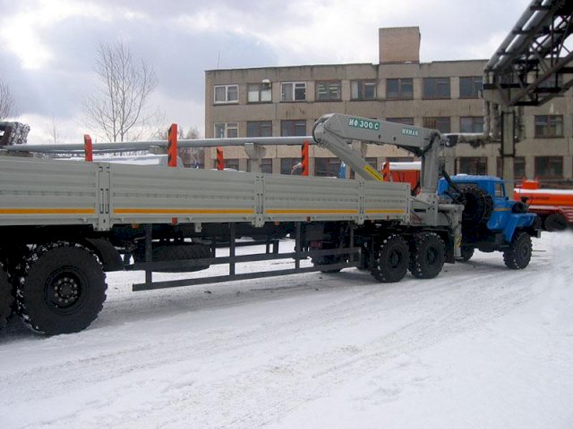 Фото №4: Седельный тягач Урал 4320-1912-60Е5 с КМУ ИФ-300