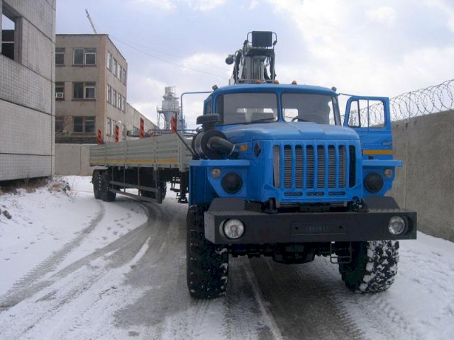 Фото №3: Седельный тягач Урал 4320-1912-60Е5 с КМУ ИФ-300