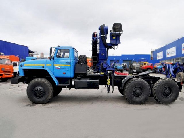 Фото №6: Седельный тягач Урал 4320-1912-60Е5 с КМУ АНТ 22-2