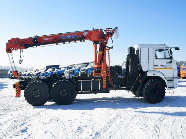 Фото №7: Седельный тягач КАМАЗ 43118-3027-50 с КМУ Kanglim KS 2056 (006)