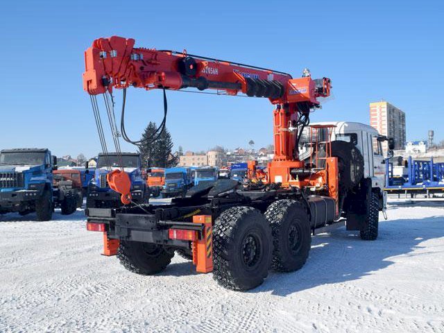 Фото №6: Седельный тягач КАМАЗ 43118-3027-50 с КМУ Kanglim KS 2056 (006)