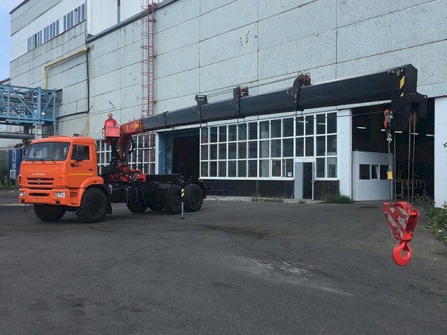 Фото №6: Седельный тягач КАМАЗ 43118 с КМУ Инман ИТ-150