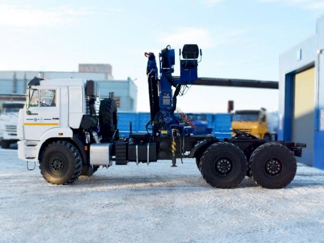 Фото №3: Седельный тягач КАМАЗ 43118-3027-50 с КМУ АНТ 22-4 (025)