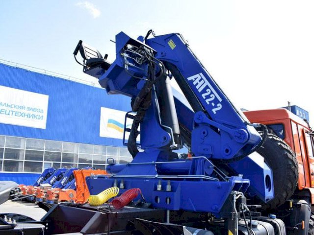 Фото №8: Седельный тягач КАМАЗ 43118-3011-50 с КМУ АНТ 22-2 (034)