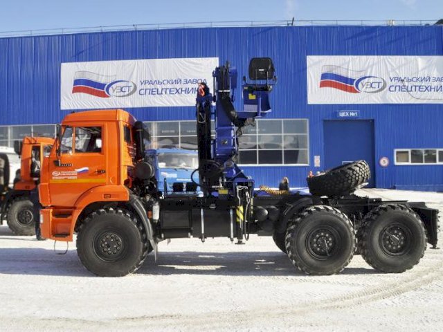 Фото №2: Седельный тягач КАМАЗ 43118-3027-50 с КМУ АНТ 12-4
