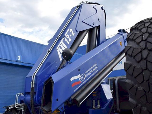 Фото №15: Седельный тягач КАМАЗ 43118-3027-50 с КМУ АНТ 12-2