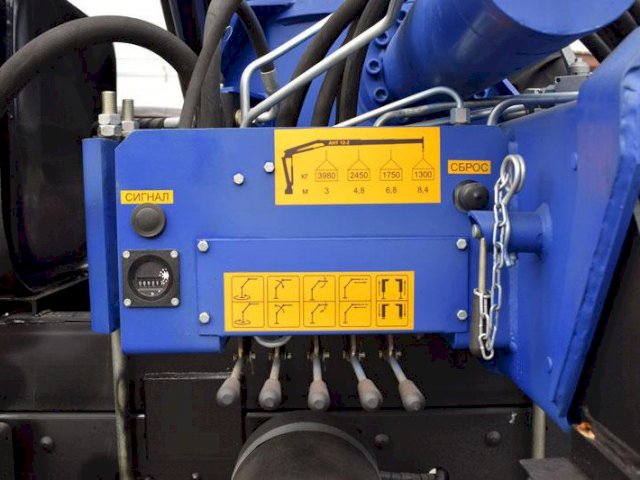 Фото №13: Седельный тягач КАМАЗ 43118-3027-50 с КМУ АНТ 12-2