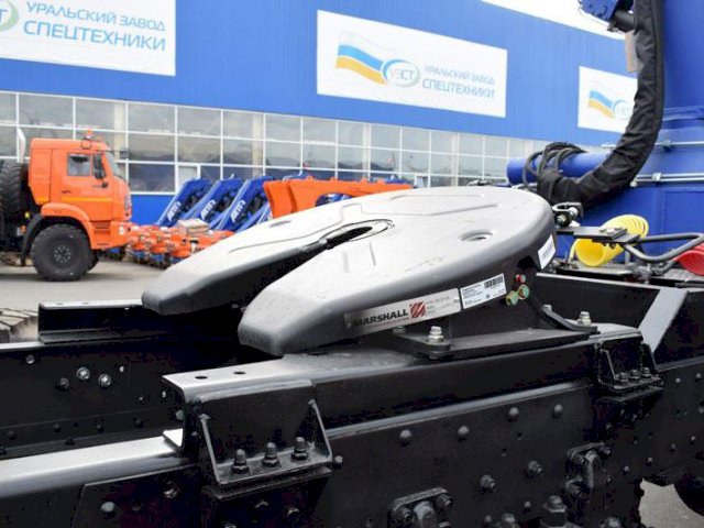 Фото №12: Седельный тягач КАМАЗ 43118-3027-50 с КМУ АНТ 12-2