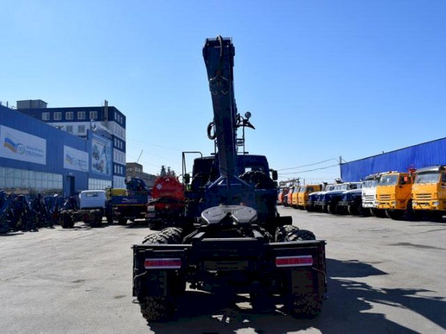 Фото №5: Седельный тягач КАМАЗ 43118-3011-50 с КМУ АНТ 27-1 (30)