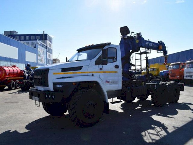 Фото №4: Седельный тягач Урал-NEXT 4320-6952-72Е5Г38 с КМУ АНТ 15-5ТЛ (007)