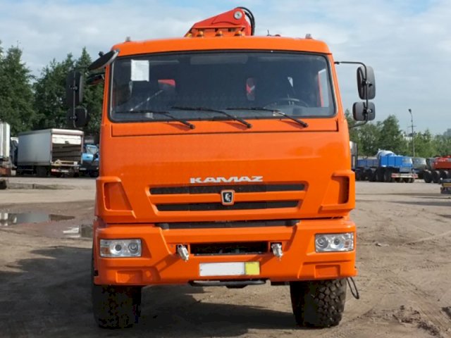 Фото №2: Седельный тягач КАМАЗ-53504 с КМУ Palfinger 23500