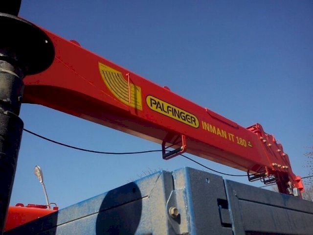 Фото №4: Бортовой КАМАЗ 65117 с КМУ INMAN IT 180