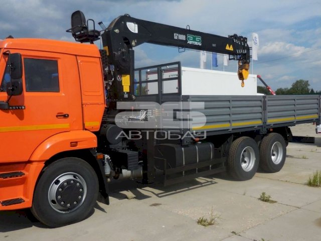 Фото №2: Бортовой КАМАЗ 65115 с КМУ HIAB-160T
