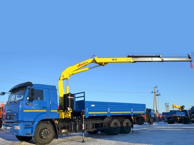 Фото №2: Бортовой КАМАЗ 65117 с КМУ HYVA HB 150E-2