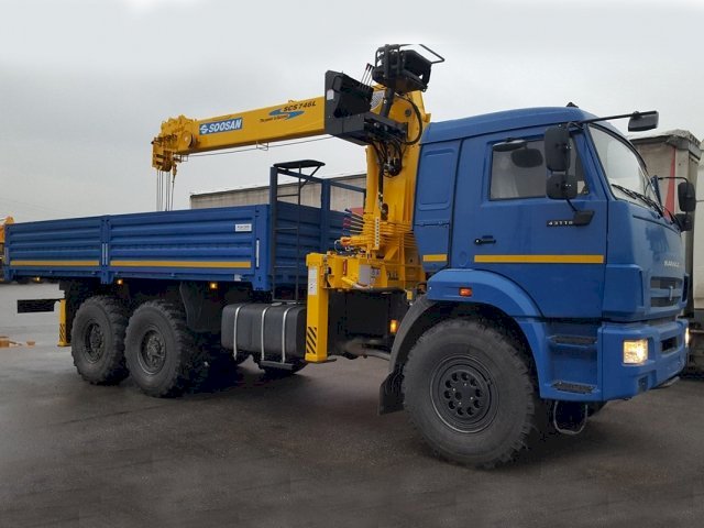 Фото №2: Бортовой КАМАЗ 43118 с КМУ Soosan SCS 746