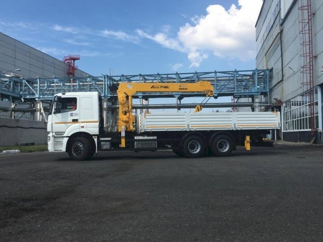 Фото №4: Бортовой КАМАЗ 65207 с КМУ Soosan SCS 746