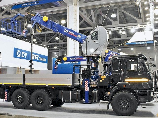 Фото №4: Бортовой КАМАЗ 43118 с КМУ DongYang SS1966