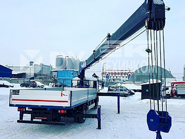 Фото №2: Бортовой Isuzu Forward 12.0 Extralong с КМУ DongYang SS1414