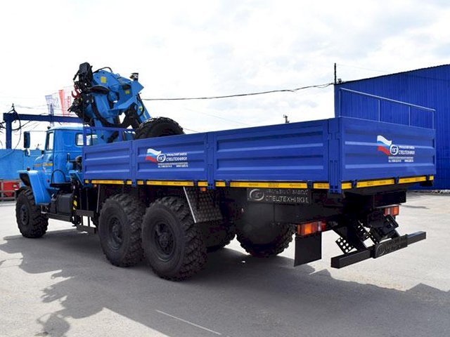 Фото №4: Бортовой Урал 4320-1916-72Е5 с КМУ Инман ИМ-240 (32)