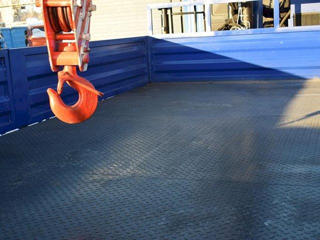 Фото №6: Бортовой Урал 4320-4972-80Е5 с КМУ АНТ 15-5ТЛ (36)