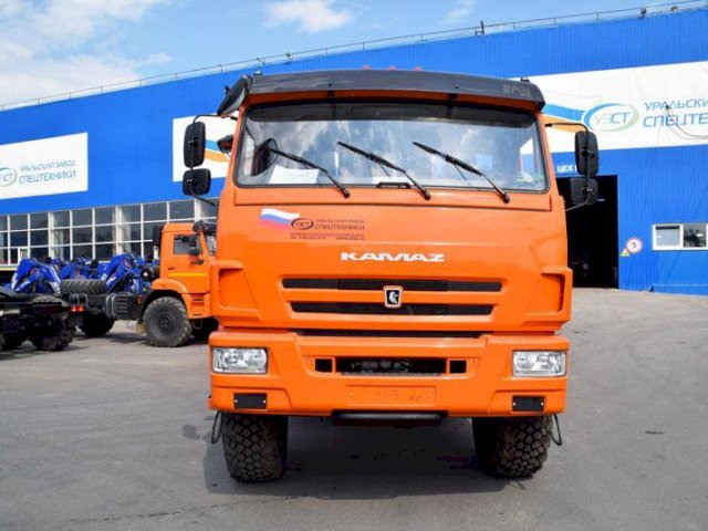 Фото №2: Бортовой КАМАЗ-43118-3027-50 с КМУ Fassi F40B.0.22 (32)