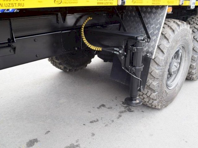 Фото №4: Бортовой Урал-NEXT 4320-6952-74Е5Г38 с КМУ АНТ 22-4