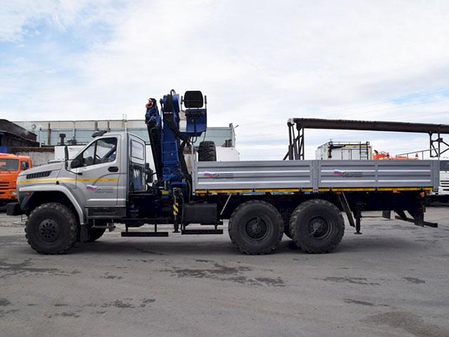 Фото №2: Бортовой Урал-NEXT 4320-6952-74Е5Г38 с КМУ АНТ 22-4