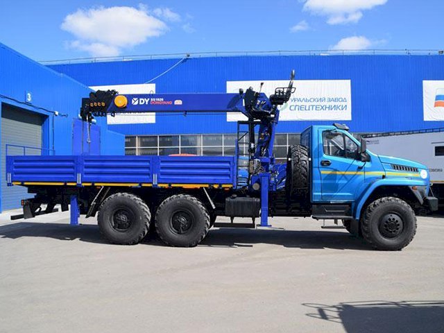 Фото №7: Бортовой Урал-NEXT 4320-6952-72Е5Г38 с КМУ DongYang SS1926