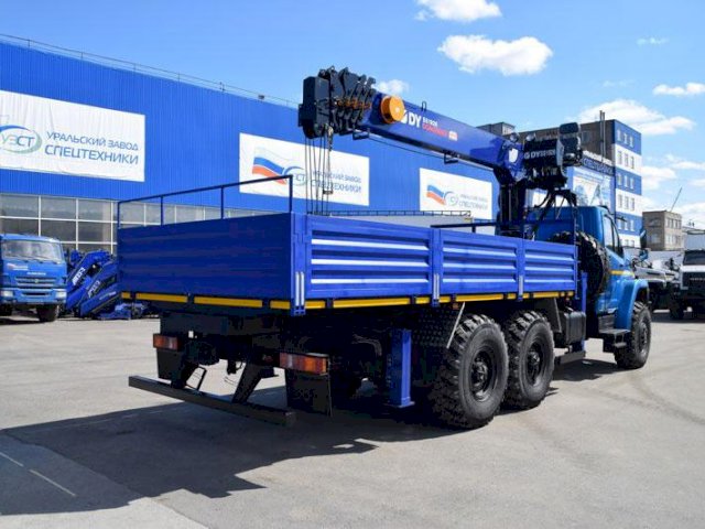 Фото №6: Бортовой Урал-NEXT 4320-6952-72Е5Г38 с КМУ DongYang SS1926