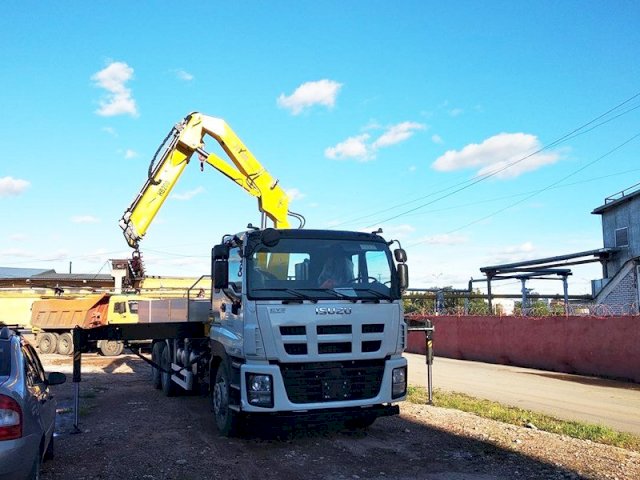 Фото №3: Бортовой Isuzu GIGA c КМУ HYVA 200