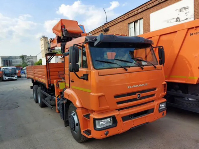 Фото №3: Бортовой КАМАЗ-65115 с КМУ Hangil HGC 756