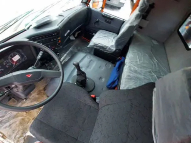 Фото №15: Бортовой КАМАЗ-65115 с КМУ Hangil HGC 756