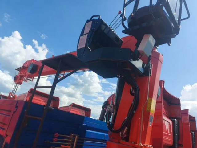 Фото №6: Бортовой КАМАЗ 65117-3010-48 с КМУ Kanglim KS1256G-II