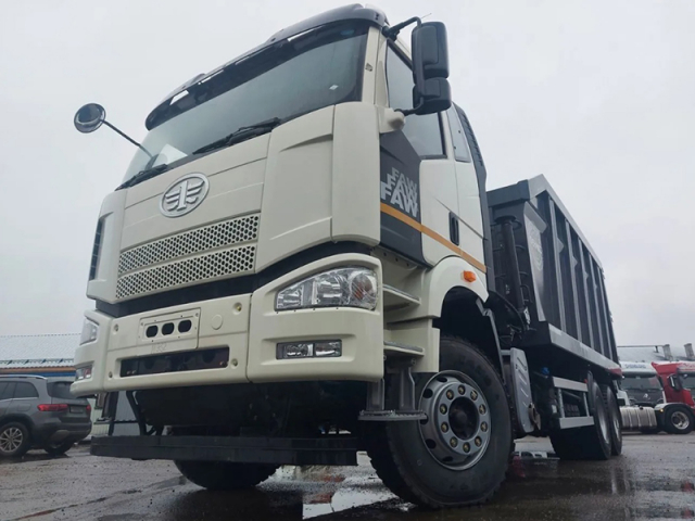 Фото №2: Самосвал FAW CA3250P66K24T1E5 с КМУ Palfinger VM10L74L