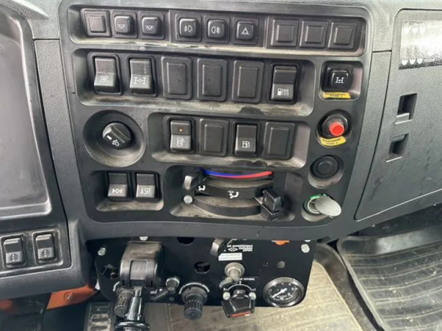 Фото №15: Бортовой КАМАЗ 43118-3027-48 с КМУ Kanglim KS 1256 G-II