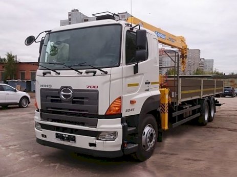 HINO 700 с КМУ Soosan 746L