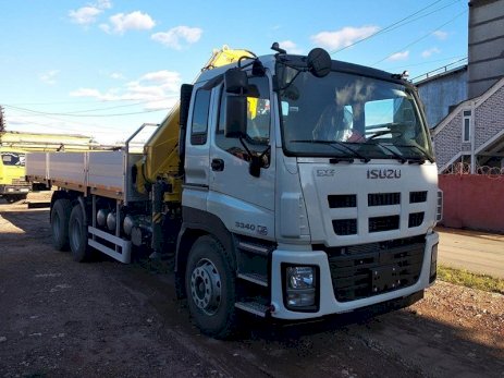 Isuzu GIGA c КМУ HYVA 200