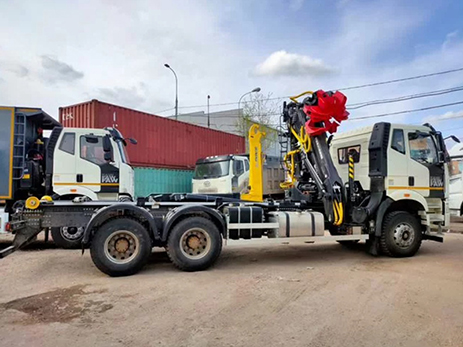 FAW CA 3250 с погрузчиком Palfinger ВК Т20-6000 и КМУ Велмаш ОМТ-120М-02